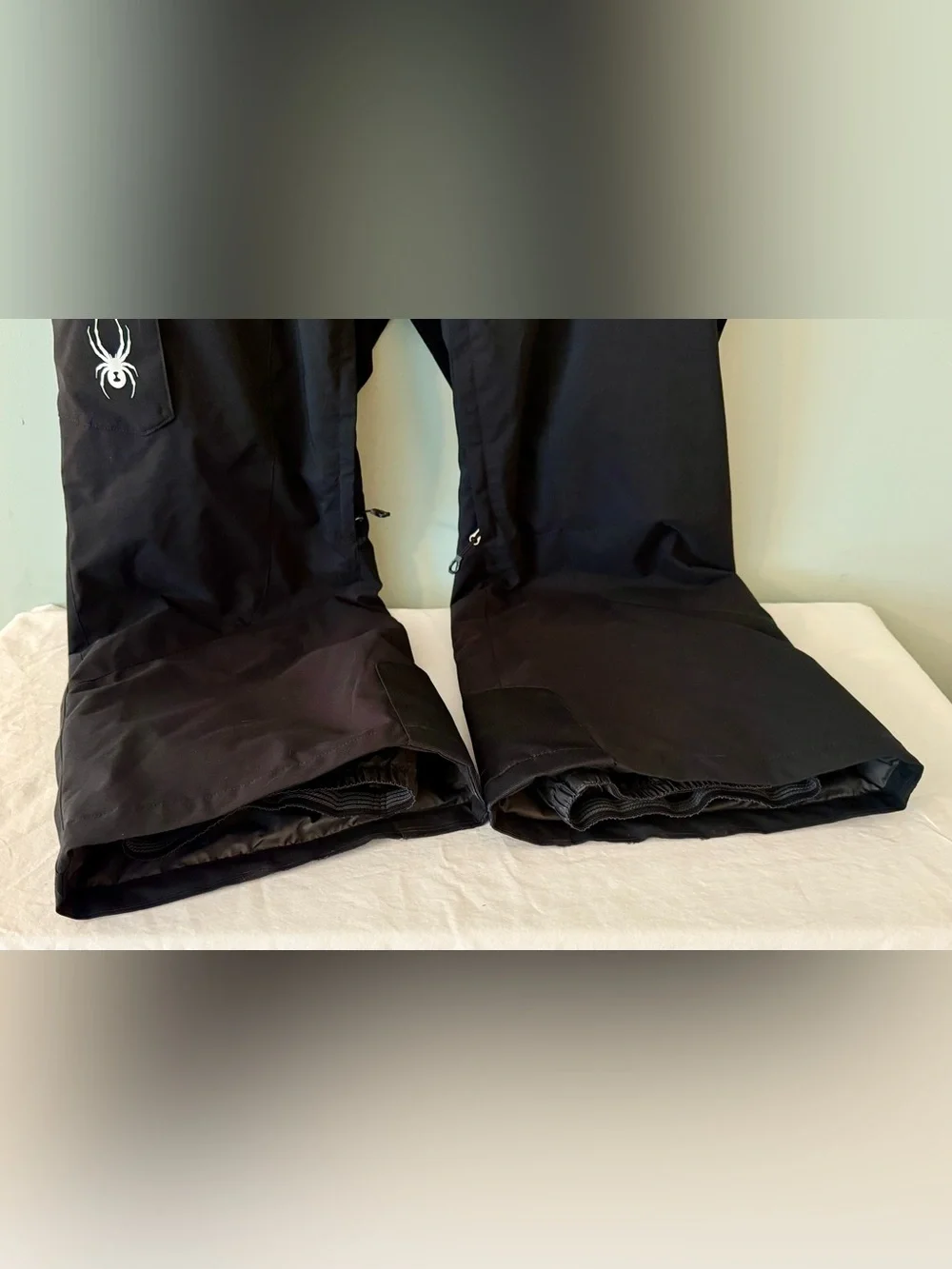 Spyder Men’s XXL Short Black Cargo Snow Ski Snowboard Thinsulate Pants ~Like New - Picture 4 of 16